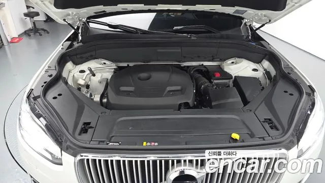 Volvo XC90 2019 thumb 5