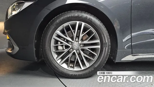 Hyundai Grandeur 2017 thumb 5