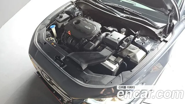 Hyundai Grandeur 2017 thumb 6