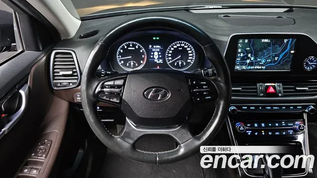 Hyundai Grandeur 2017 thumb 12