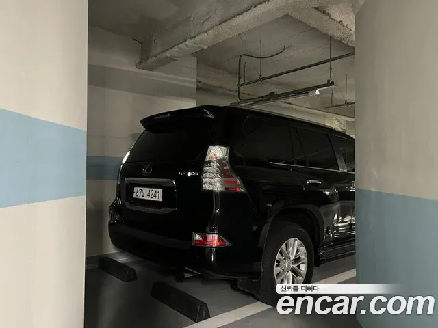 Lexus GX 2014 thumb 6