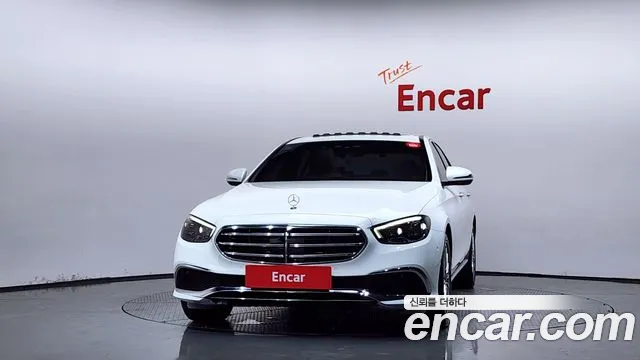 Mercedes-Benz E-Класс 2021 thumb 3