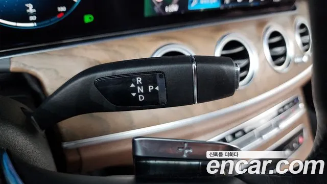 Mercedes-Benz E-Класс 2021 thumb 9