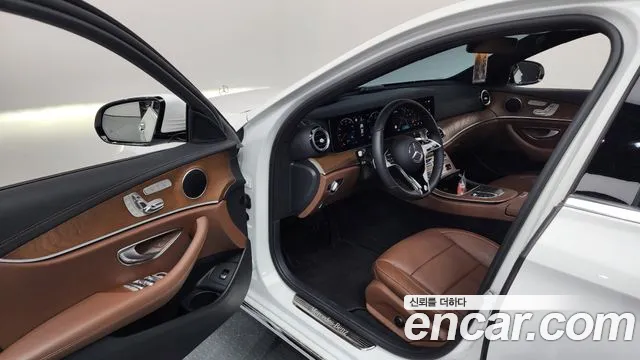 Mercedes-Benz E-Класс 2021 thumb 10