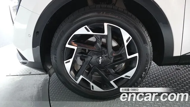 Kia Sportage 2023 thumb 5