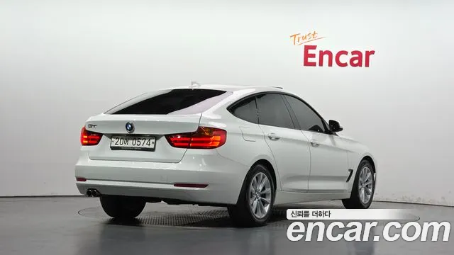 BMW Gran Turismo 2016 thumb 2