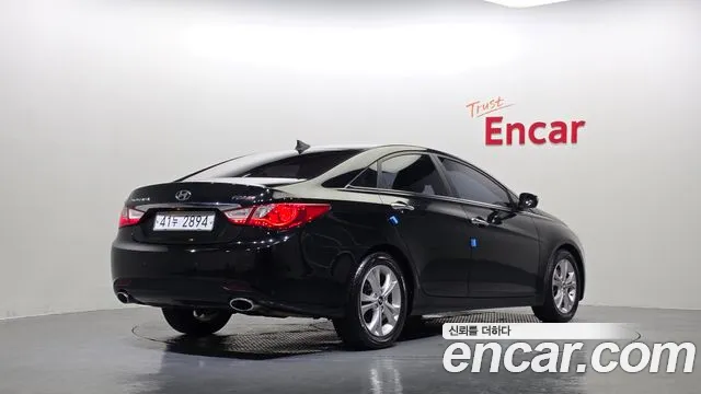 Hyundai Sonata 2010 thumb 2