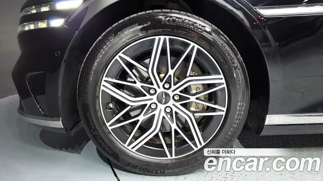 Genesis G90 2022 thumb 5