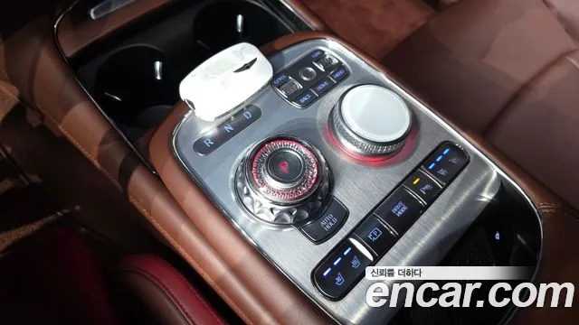 Genesis G90 2022 thumb 9