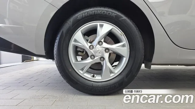 Hyundai Avante 2021 thumb 5