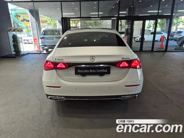 Mercedes-Benz E-Класс 2026 thumb 4
