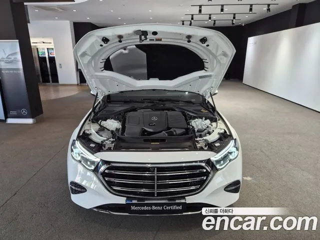 Mercedes-Benz E-Класс 2026 thumb 6