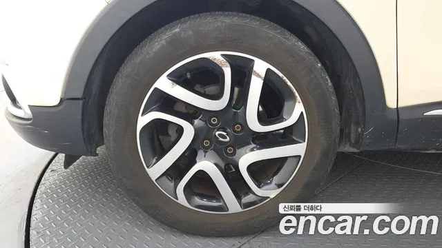 Renault-KoreaSamsung Captur 2015 thumb 5