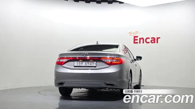 Hyundai Grandeur 2014 thumb 4