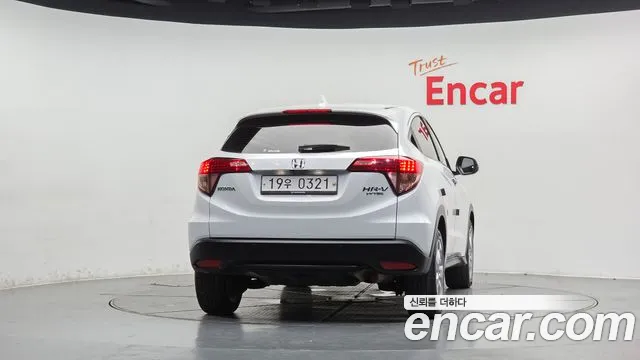 Honda HR-V 2016 thumb 4