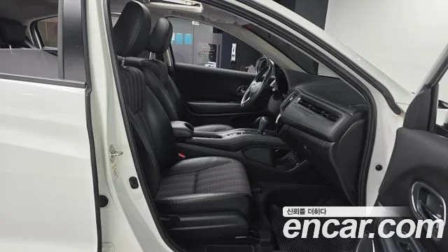 Honda HR-V 2016 thumb 11
