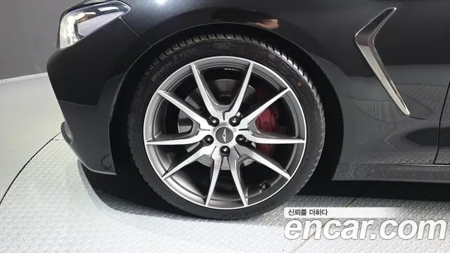 Genesis G70 2018 thumb 5
