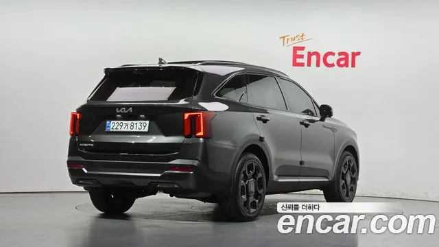 Kia Sorento 2024 thumb 2