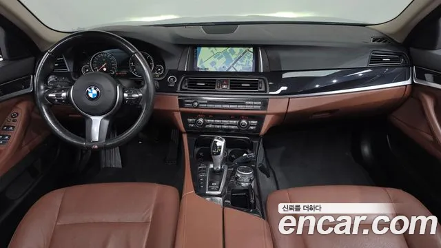 BMW 5-Series 2016 thumb 7