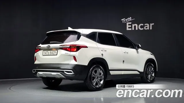 Kia Seltos 2021 thumb 2
