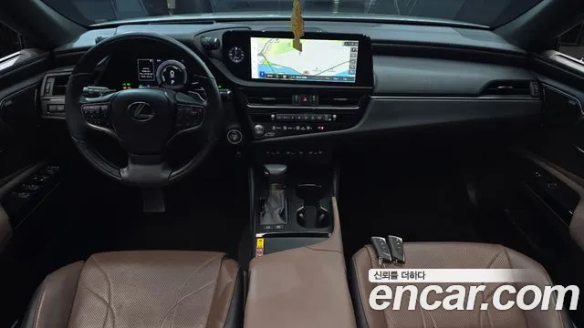 Lexus ES 2023 thumb 7