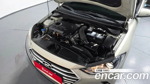Hyundai Avante 2015 thumb 6