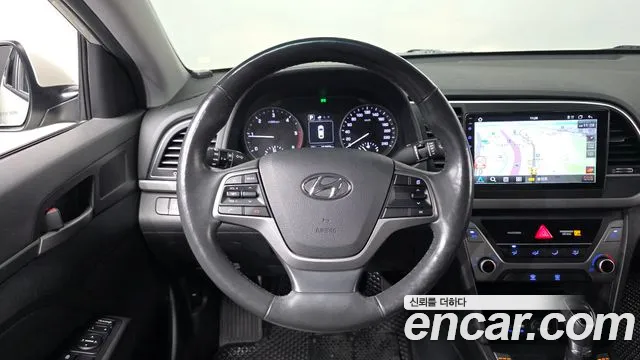 Hyundai Avante 2015 thumb 12