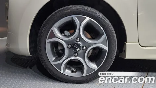 Kia Morning 2015 thumb 5