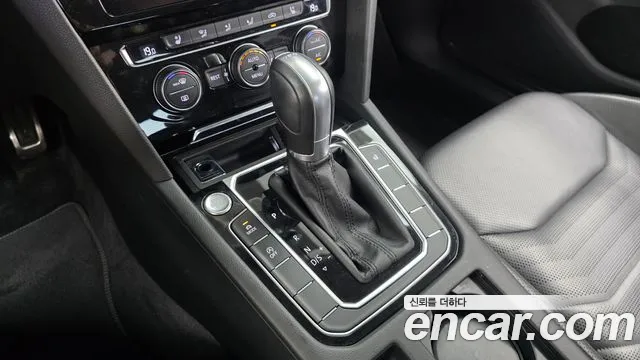 Volkswagen Arteon 2018 thumb 9