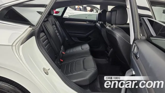 Volkswagen Arteon 2018 thumb 12