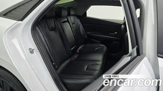 Hyundai Avante 2022 thumb 12
