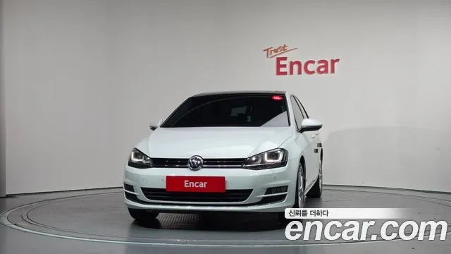Volkswagen Golf Sportsvan 2015 thumb 3
