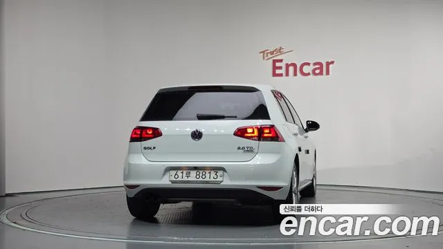 Volkswagen Golf Sportsvan 2015 thumb 4