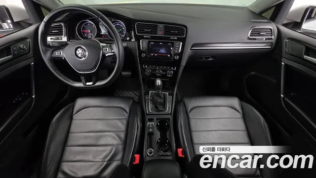 Volkswagen Golf Sportsvan 2015 thumb 7