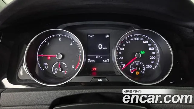 Volkswagen Golf Sportsvan 2015 thumb 8