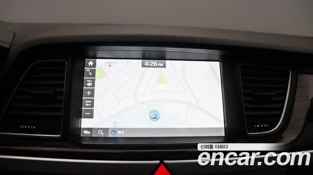 Genesis G80 2018 thumb 10