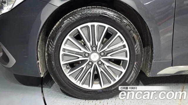 Hyundai Grandeur 2017 thumb 5