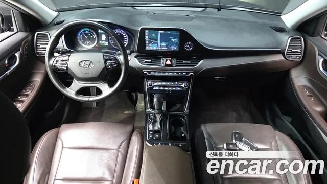 Hyundai Grandeur 2017 thumb 7