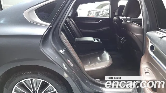 Hyundai Grandeur 2017 thumb 12