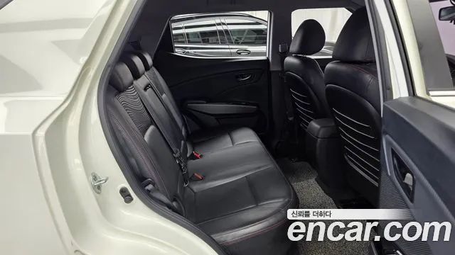 KG_Mobility_Ssangyong TIBOLI 2019 thumb 12