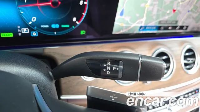Mercedes-Benz E-Класс 2023 thumb 9