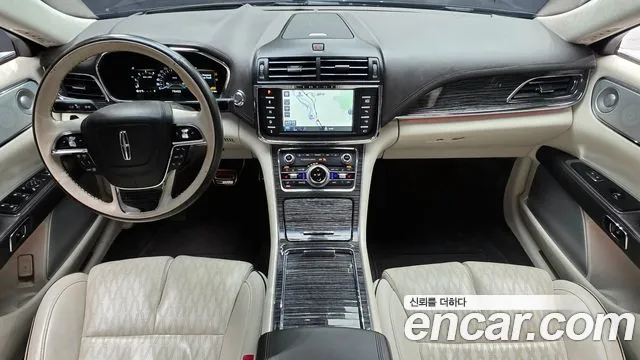 Lincoln Continental 2017 thumb 7
