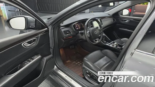 Renault-KoreaSamsung Megane 2016 thumb 9
