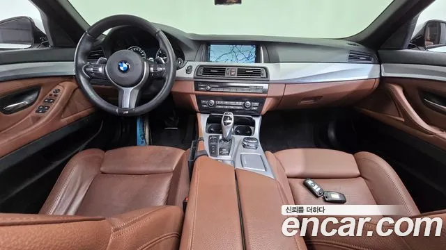 BMW 5-Series 2013 thumb 6
