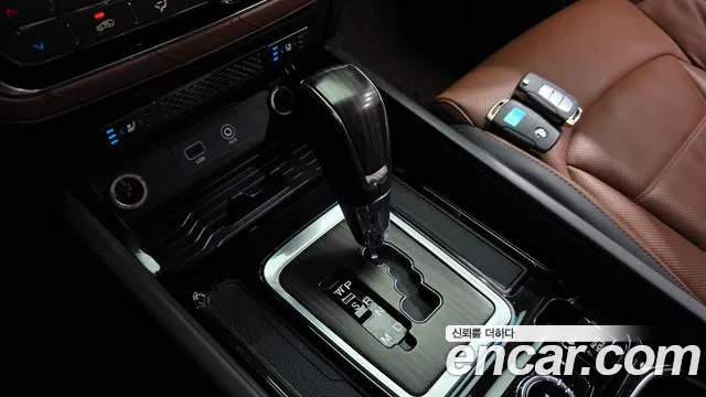 KG_Mobility_Ssangyong Rexton 2017 thumb 9