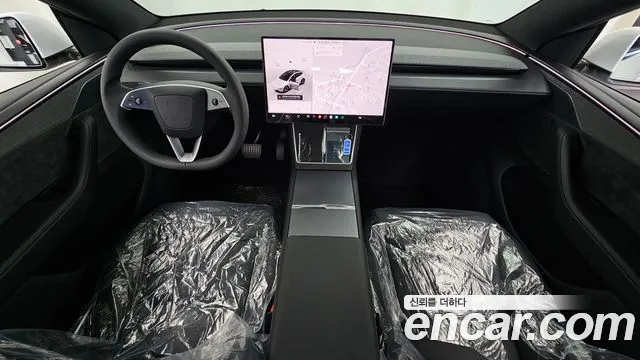 Tesla Model Y 2026 thumb 7