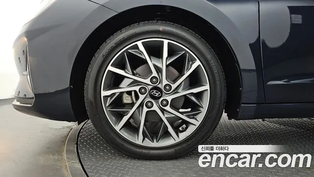 Hyundai Avante 2019 thumb 5