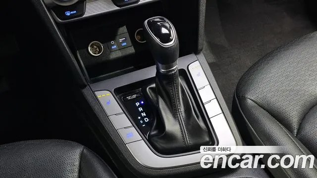 Hyundai Avante 2019 thumb 9
