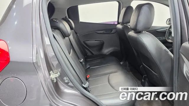 ChevroletGMDaewoo Spark 2015 thumb 11