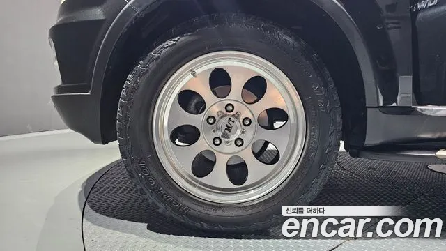KG_Mobility_Ssangyong Rexton 2013 thumb 5